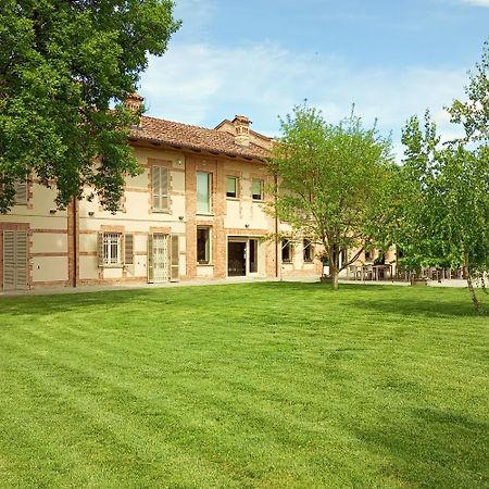 La Cascina Di Carlotta 1846 Agriturismo Alba  Eksteriør billede