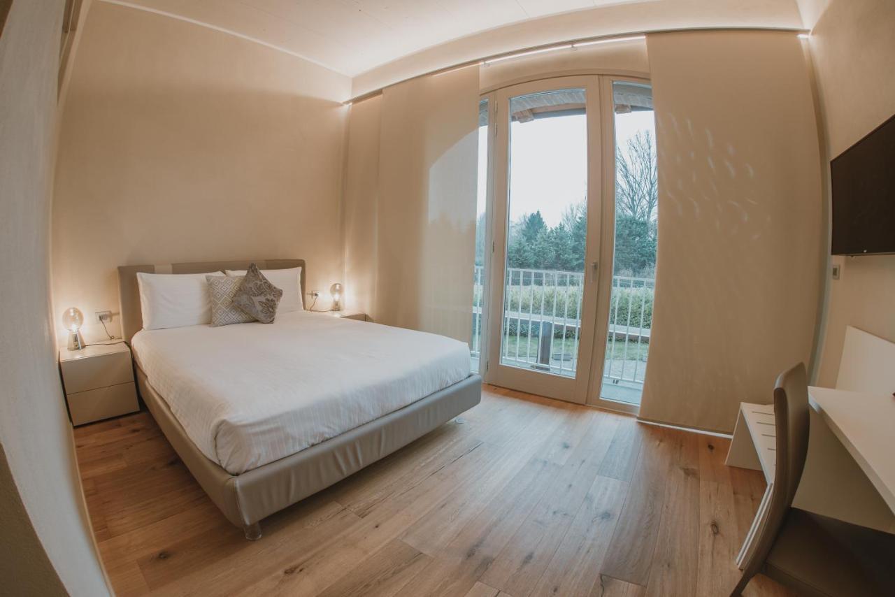 La Cascina Di Carlotta 1846 Agriturismo Alba  Eksteriør billede