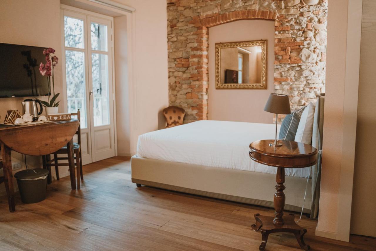 La Cascina Di Carlotta 1846 Agriturismo Alba  Eksteriør billede
