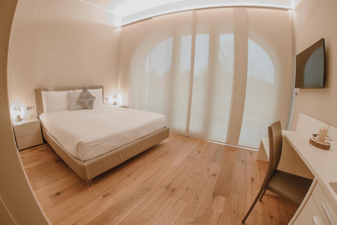La Cascina Di Carlotta 1846 Agriturismo Alba  Eksteriør billede